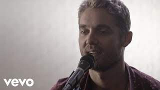 Brett Young - You Ain't Here To Kiss Me (2017)