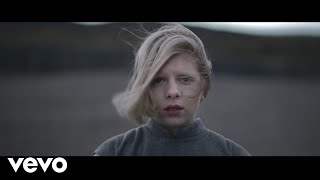 Aurora - Running With The Wolves (2015)
