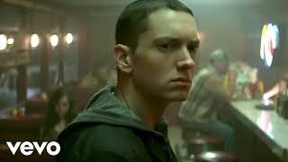 Eminem - Space Bound (2011)