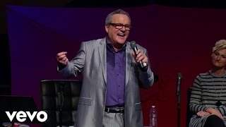 Mark Lowry - How We Love feat. The Martins (2016)