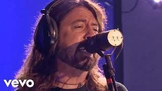 Foo Fighters - Sky Is A Neighborhood In The Live Lounge (2017)