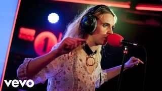 Mø - Drum In The Live Lounge (2016)