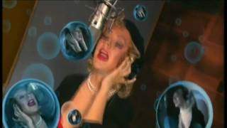 Christina Aguilera Ft Missy Elliot - Car Wash (2010)